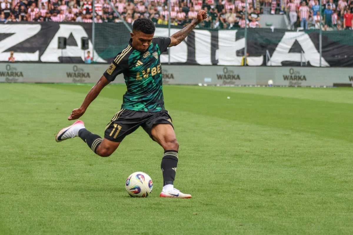 Lechia Gdańsk - Camilo Mena 1