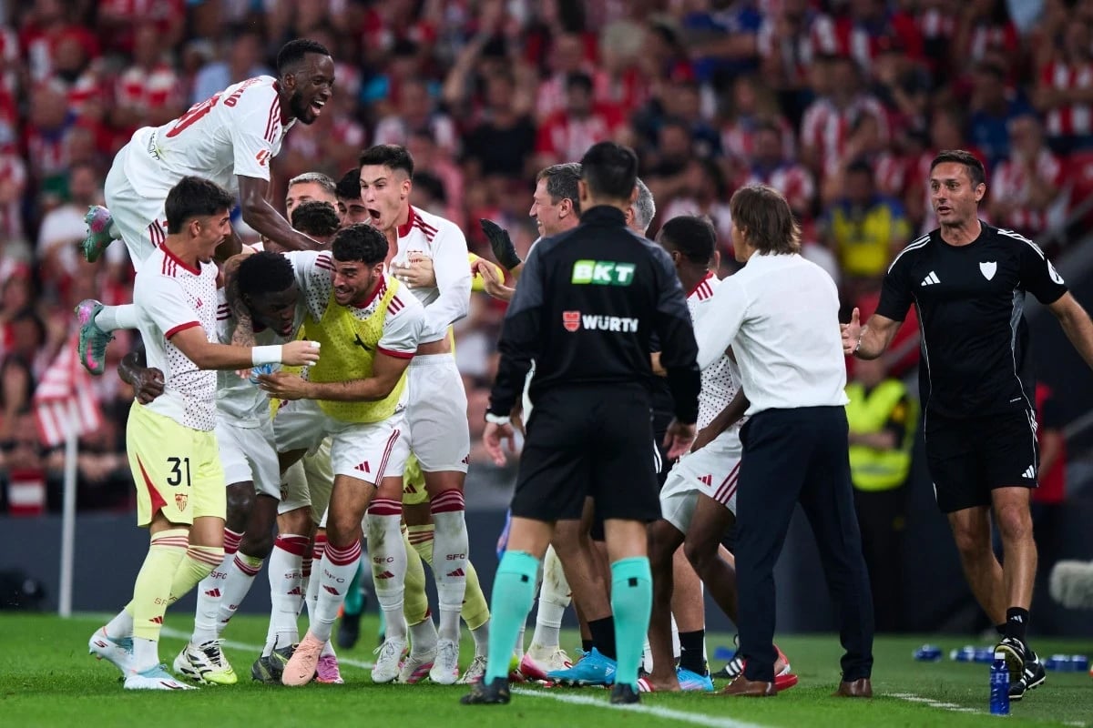Sevilla FC - piłkarze 1 2025