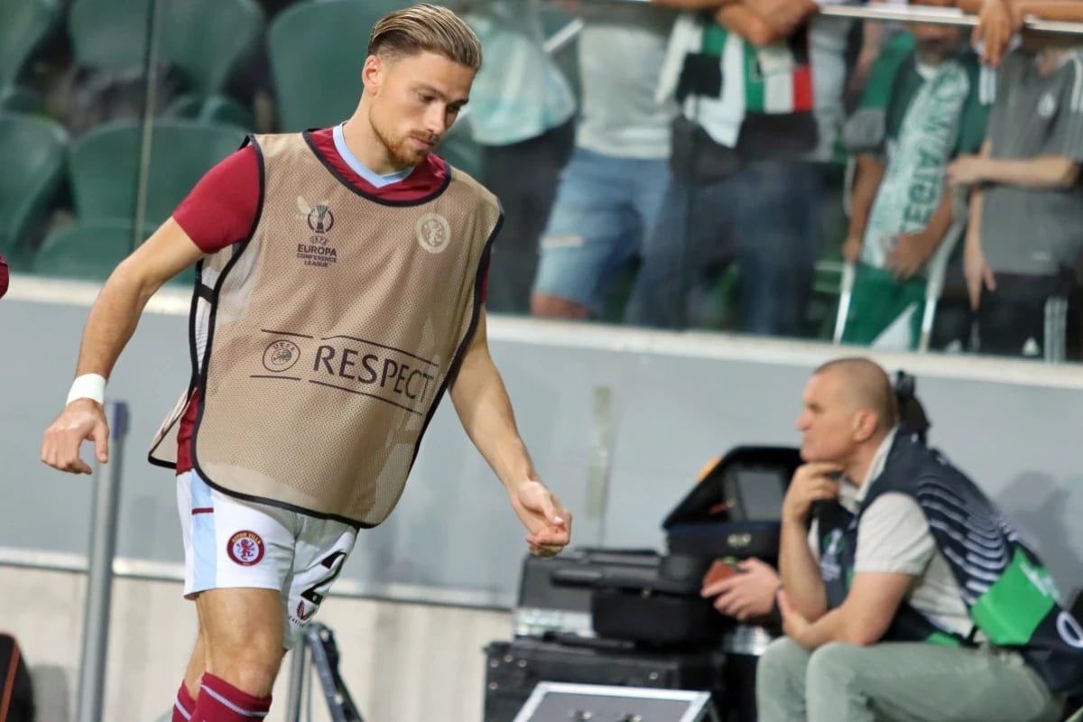 Aston Villa - Matty Cash 5