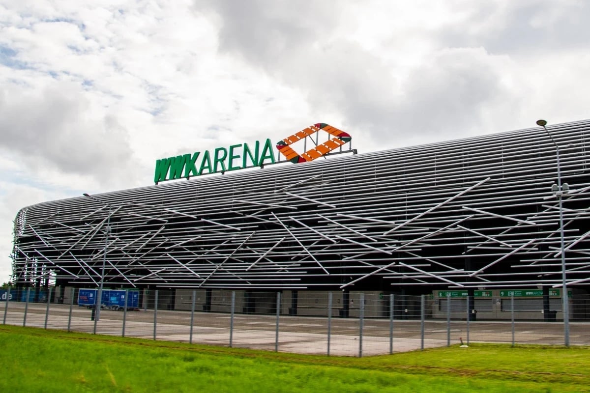 Augsburg - stadion WWK Arena 1