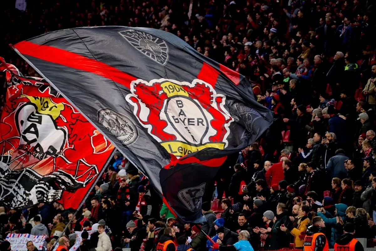 Bayer Leverkusen - kibice 1