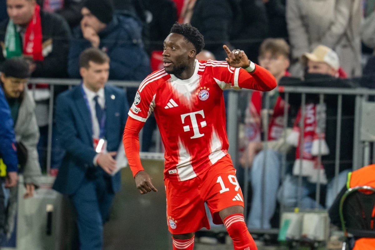 Bayern Monachium - Alphonso Davies 1