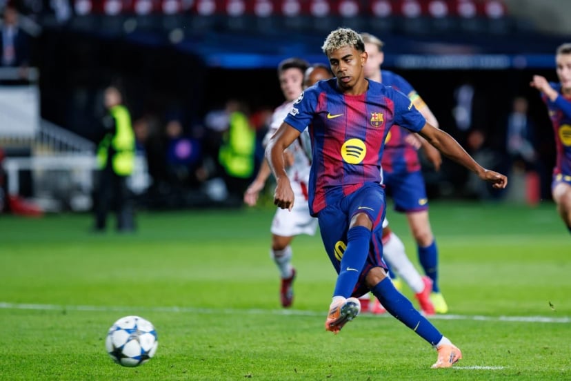 FC Barcelona - Lamine Yamal 5
