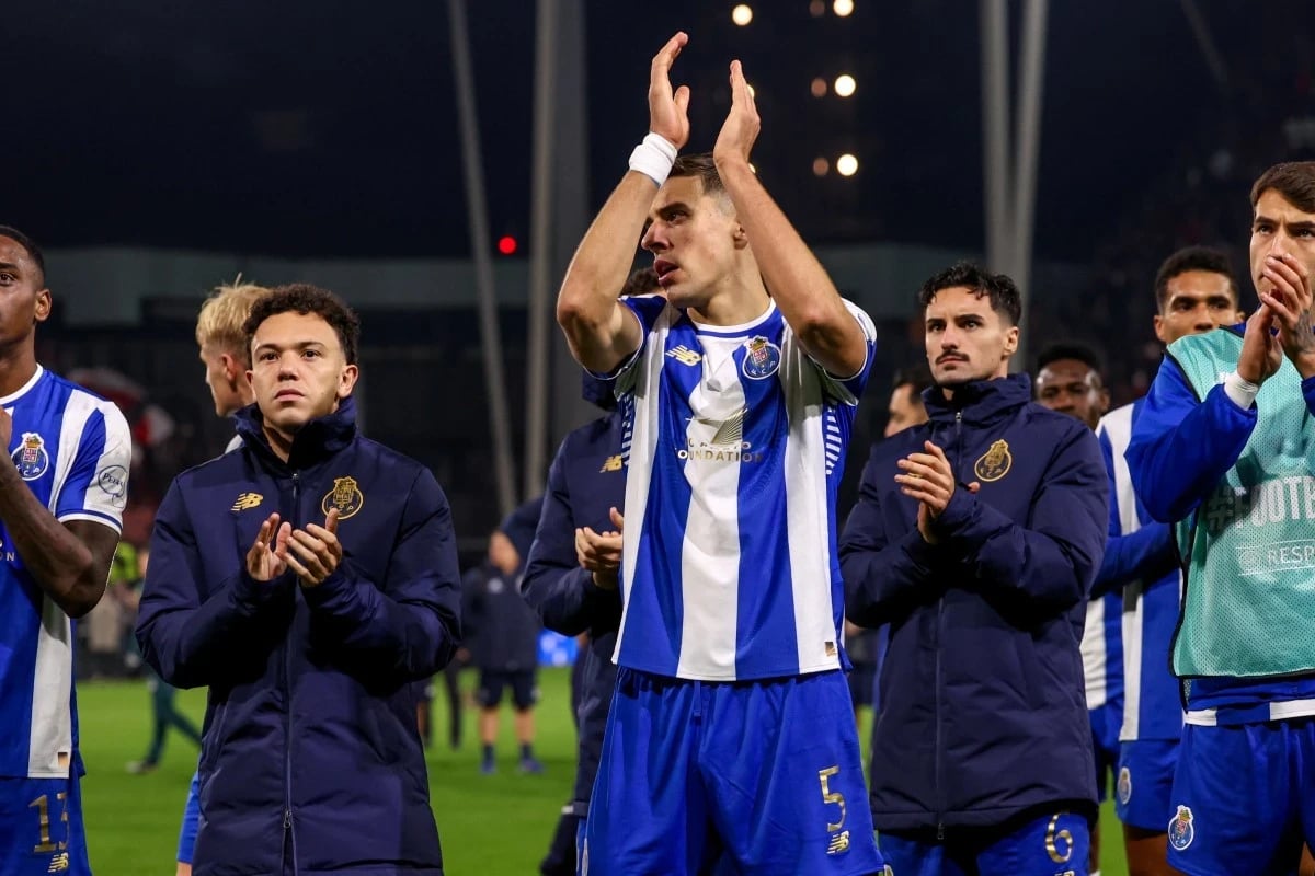 FC Porto - Jan Bednarek 2