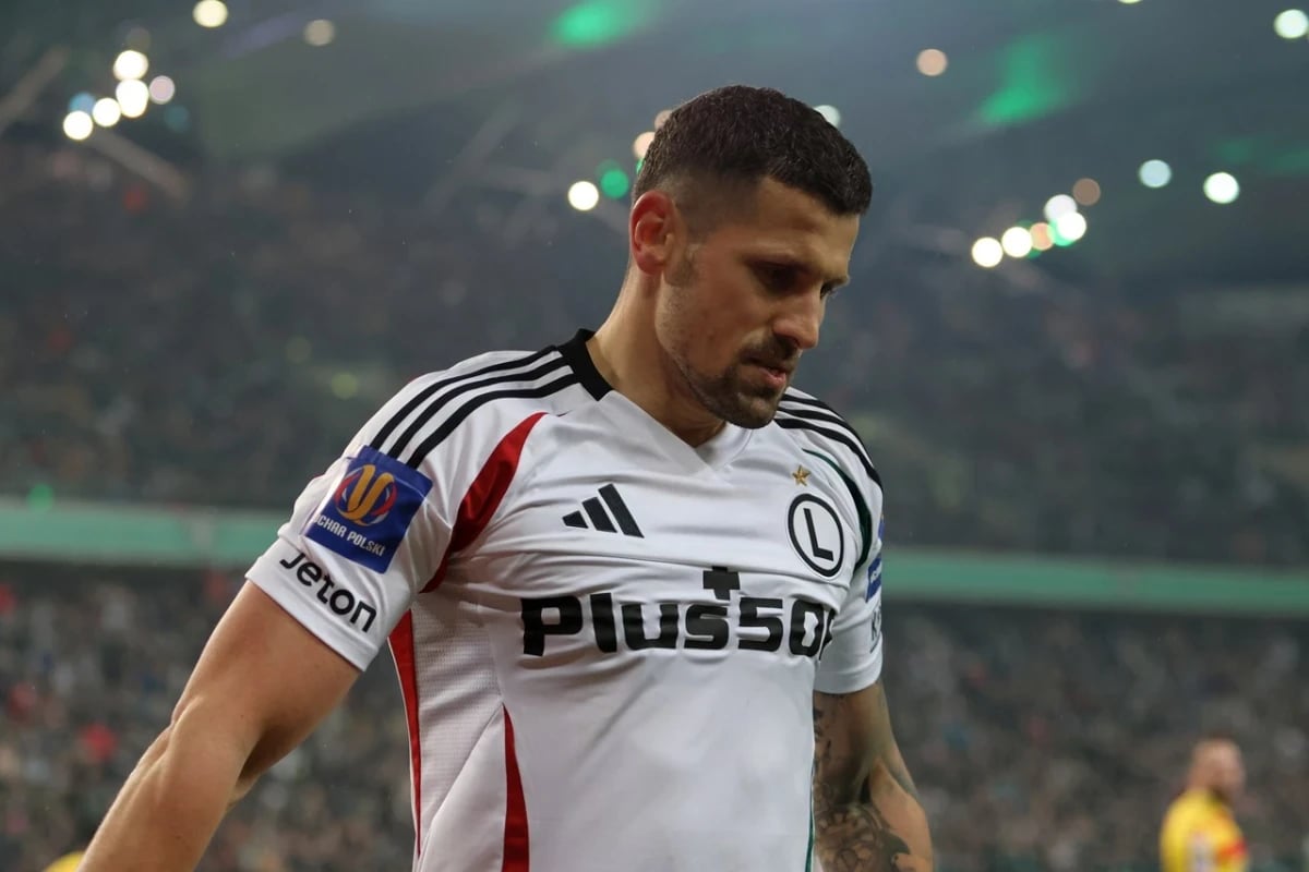 Legia Warszawa - Paweł Wszołek 1