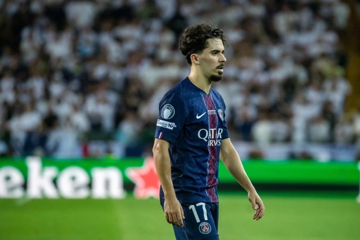 PSG - Vitinha 1 | Paris Saint-Germain