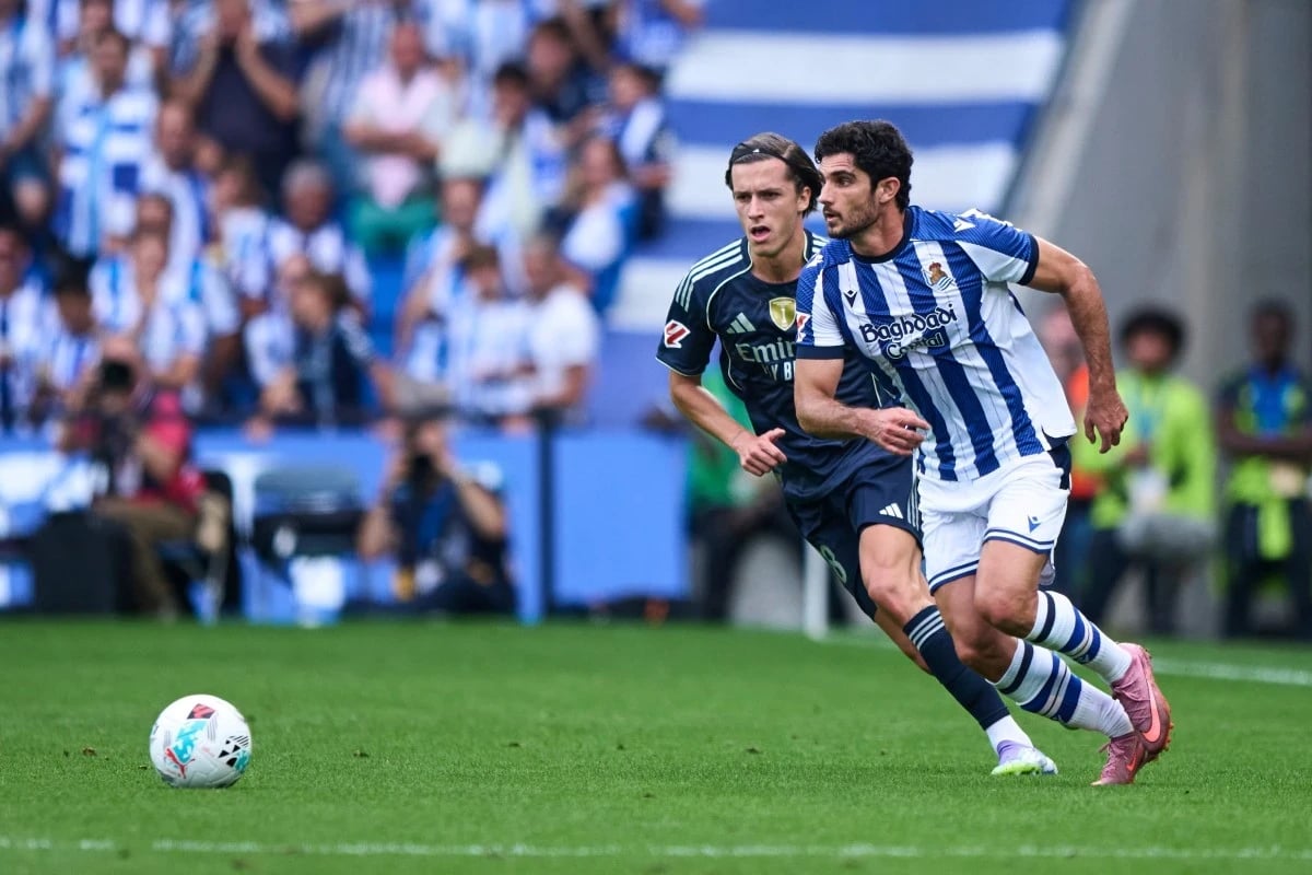 Real Sociedad - Gonzalo Guedes 1