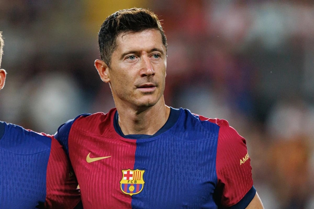 FC Barcelona - Robert Lewandowski 4
