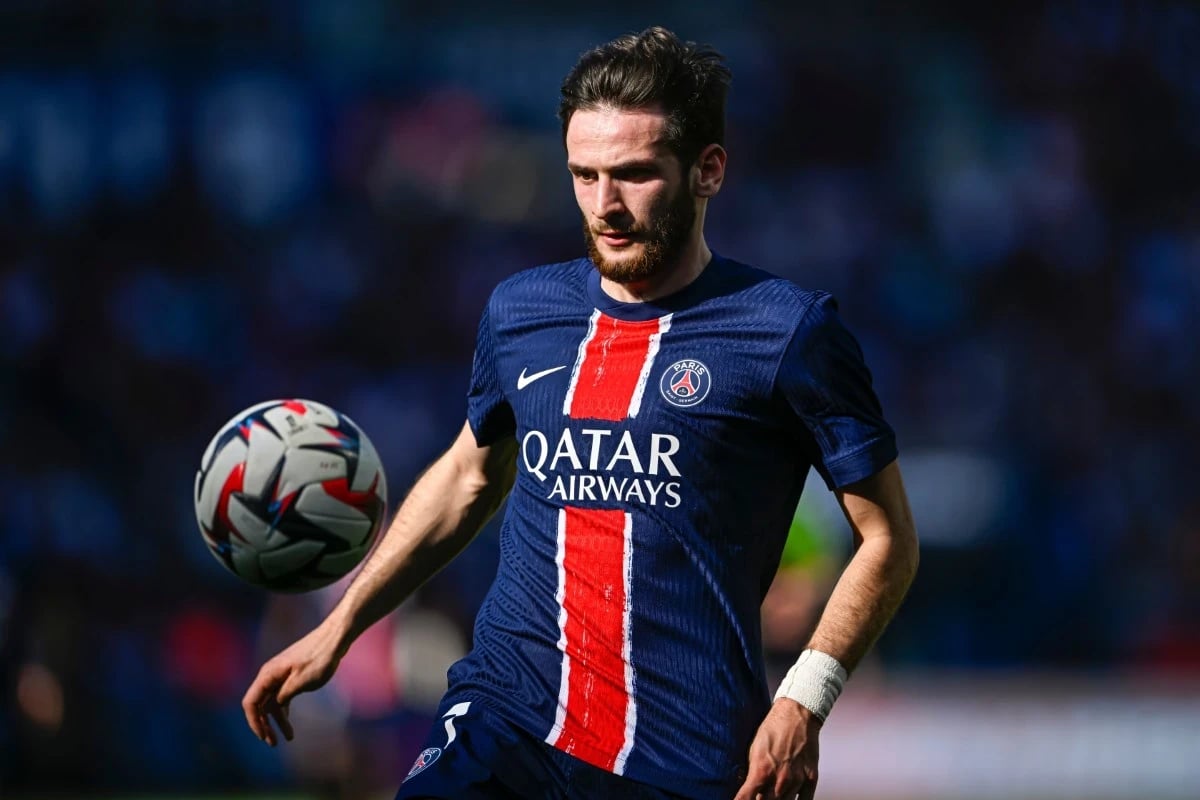 PSG - Khvicha Kvaratskhelia 1 | Paris Saint-Germain