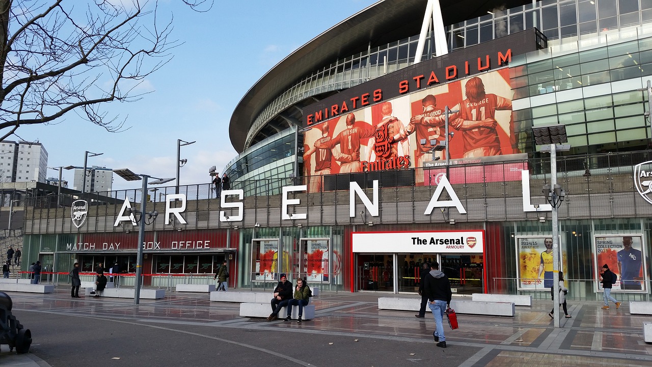 W nadchodzącą sobotę, 4 maja 2024 roku o godzinie 13:30, na stadionie Emirates Stadium w Londynie odbędzie się emocjonujący mecz Premier League, 36. kolejki ligi, pomiędzy Arsenalem a Bournemouth. Przedstawiamy szczegóły dotyczące transmisji tego wydarzenia, aby fani piłki nożnej mogli […]