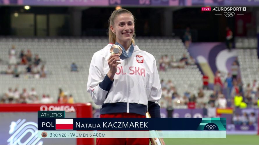 Oficjalnie: Natalia Kaczmarek zdobywa brązowy medal igrzysk w Paryżu, w biegu na 400m. Polka z czasem wynoszącym 49.98s, przegrała jedynie z Salwą Eid Naser, oraz złotą medalistką – Marileidą Paulino. Kaczmarek zyskała przede wszystkim w samej końcówce, w której dogoniła […]