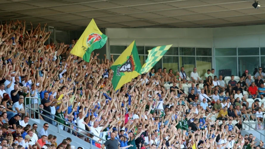 W sobotę o godzinie 12:15, na Stadionie MKS Cracovia w Krakowie, drużyny Puszczy Niepołomice i Cracovii zmierzą się w ramach 9. kolejki polskiej Ekstraklasy. W tym artykule znajdziecie informacje na temat dostępnych opcji oglądania meczu na żywo, zarówno w telewizji, […]