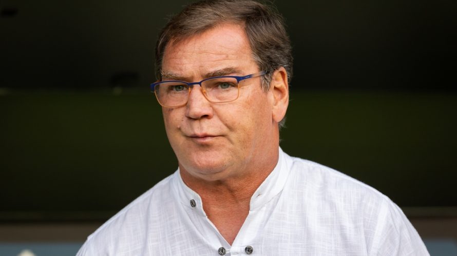 Selekcjoner reprezentacji Polski Jan Urban dokonał dw&oacute;ch awaryjnych powołań na listopadowe zgrupowanie. Do kadry dołączyli bramkarz Mateusz Kochalski oraz Bartosz Bereszyński, kt&oacute;rzy zastąpią kontuzjowanych Łukasza Skorupskiego i Jana Bednarka. Skorupski doznał urazu mięśniowego już w 8. minucie sobotniego spotkania Serie [&hellip;]
