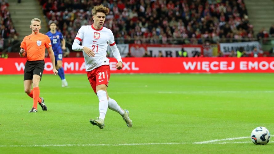 W najbliższych dniach w TVP będziemy mieć kilka propozycji piłkarskich. Oczywiście najbardziej interesuje nas mecz reprezentacji Polski, która towarzysko zagra z Mołdawią. Poza tym publiczny nadawca pokaże starcia Betclic II Ligi, eliminacji MŚ i Ligi Narodów. 