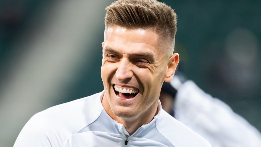 Krzysztof Piątek zamieni Basaksehir na katarski Al-Duhail – informuje Tomasz Włodarczyk z Meczyki.pl. Szczegóły transferu miały już zostać ustalone, a w środę Polak wyruszy na testy medyczne. 29-latek przez ostatnie dwa lata wyrósł na jedną z gwiazd ligi tureckiej. Po […]