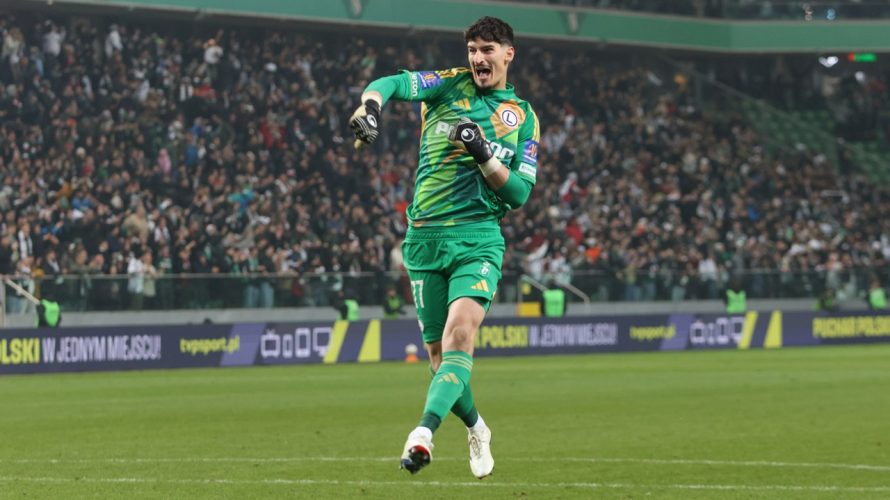 Hitowe starcie czeka kibiców przy Łazienkowskiej. Legia Warszawa zmierzy się z Jagiellonią Białystok w ostatnim niedzielnym meczu 28. kolejki PKO BP Ekstraklasy. Mecz na Stadionie Wojska Polskiego może mieć kluczowe znaczenie w kontekście walki o europejskie puchary. W dalszej części […]