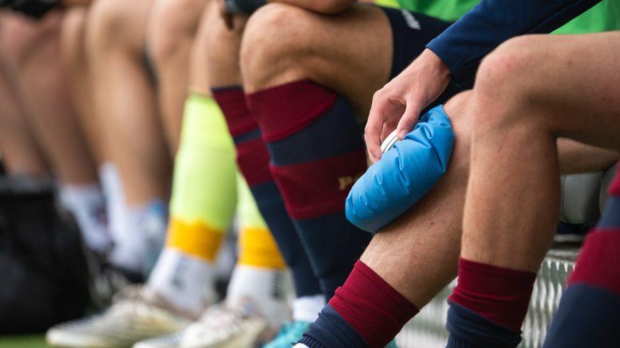 Powr&oacute;t Paula Pogby na piłkarskie boiska po zawieszeniu za doping może się op&oacute;źnić. Jak informuje francuski portal Nice-Matin, pomocnik AS Monaco doznał urazu mięśniowego&nbsp;podczas jednego z trening&oacute;w. Choć kontuzja nie wydaje się bardzo poważna, to może przekreślić jego szanse na [&hellip;]