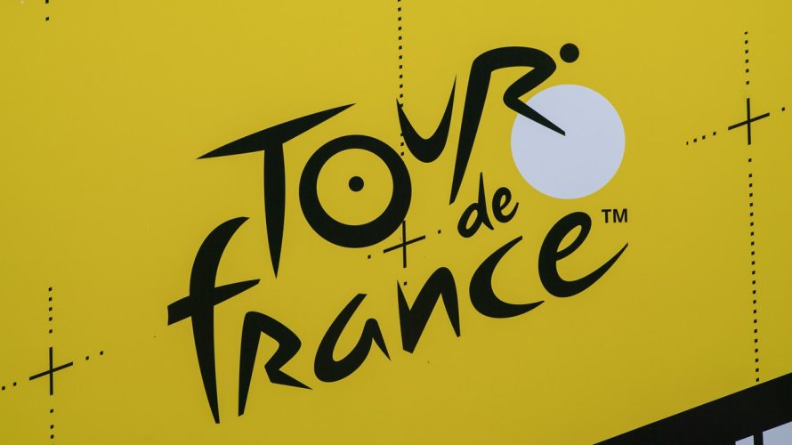 Już 5 lipca rusza jedno z najbardziej prestiżowych wydarzeń kolarskich na świecie – Tour de France 2025. Tegoroczna edycja wyścigu potrwa aż do 27 lipca, a zawodnicy będą rywalizować na trasach rozsianych po całej Francji. W tym artykule podaję wam […]