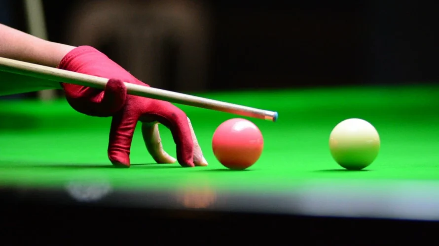 Już od 19 kwietnia do 5 maja 2025 roku najlepsi snookerzyści świata powalczą w legendarnej Crucible Theatre w Sheffield o tytuł mistrza świata. Przed nami kilkanaście dni pełnych emocji, spektakularnych zagrań i walki o najwyższe trofeum w snookerze. W tym […]