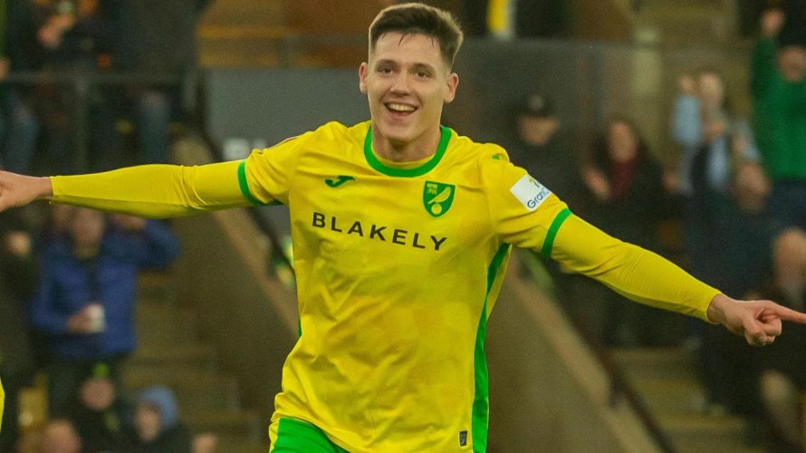 Borussia obecnego sezonu zdecydowanie nie może uznać za udany, zakończy go bez żadnego trofeum. Przyczyn tego stanu rzeczy poszukuje się w braku głębi składu. Klub w najbliższym oknie transferowym ma zamiar to zmienić, priorytetem jest znalezienie napastnika. Ich oczy skierowały […]