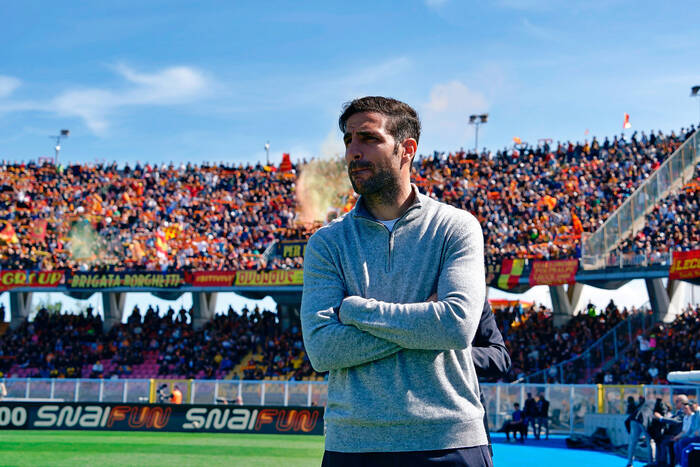 Cesc Fabregas po zakończeniu piłkarskiej kariery długo nie mógł wytrzymać bez swojego ukochanego sportu. Został trenerem włoskiego Como, które znajdywało się w fatalnej sytuacji. Doprowadził klub do pewnego utrzymania co przyciągnęło inne kluby. Como jednak nie ma zamiaru tak łatwo […]