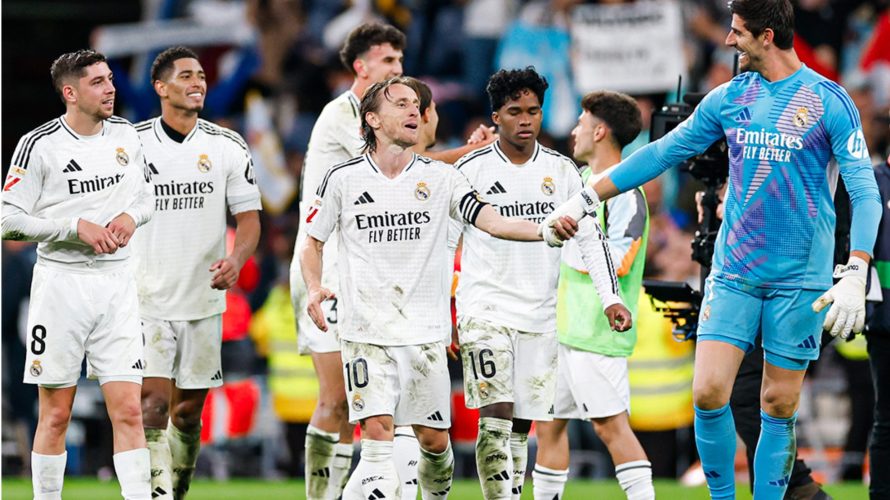 Real Madryt pokonuje Sociedad 2:0, w meczu ostatniej, 38. kolejki hiszpańskiej La Liga.  Podopieczni Ancelottiego wyraźnie przeważali od samego początku spotkania. W samej pierwszej połowie gospodarze wykreowali sobie kilka groźnych akcji, co zaowocowało w jednego gola. Wynik, w 38. minucie, […]
