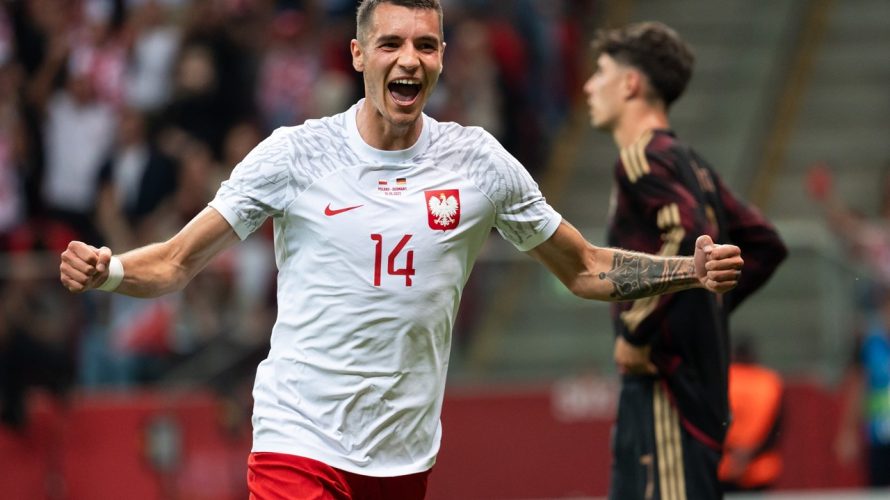 Kiwior postawił sprawę jasno, rozmawiał o tym z Artetą Jakub Kiwior niedawno dołączył do Jana Bednarka w FC Porto, gdzie wspólnie stanowią podstawową parę środkowych obrońców klubu. W rozmowie z TVPSport opowiedział o kulisach odejścia. Nie obyło się bez rozmowy z Mikkelem Artetą.