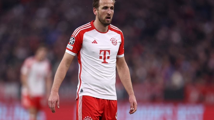 Benfica niespodziewanie wygrywa z Bayernem Monachium 1:0, w meczu 3. kolejki Klubowych Mistrzostw Świata. Początek rywalizacji zwiastował bardzo interesujące widowisko. Wynik został otwarty już w 13. minucie przez Schjelderupa, który przybliżył portugalski zespół do sprawienia sensacji. Dalsza część pierwszej połowy […]