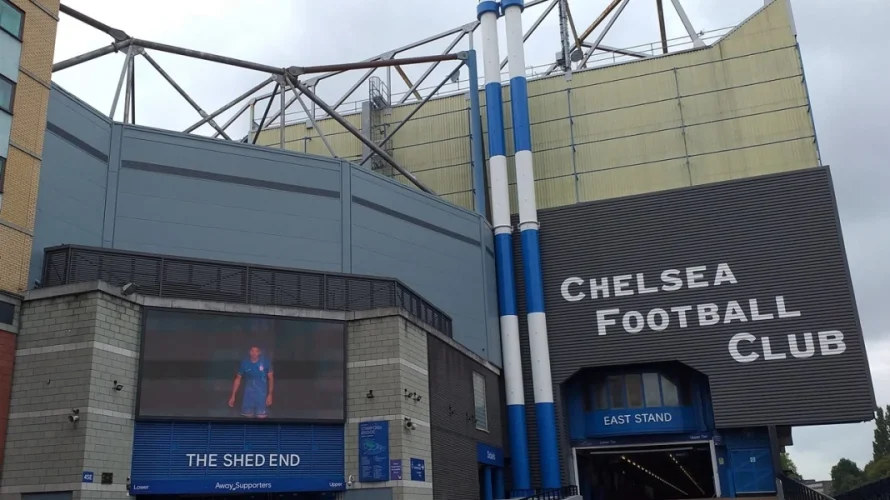 W dzisiejszej analizie skupię się na meczu pomiędzy Fluminense a Chelsea Londyn, który odbędzie się w ramach Klubowych Mistrzostw Świata. Spotkanie zaplanowane jest na wtorek, 8 lipca 2025 roku, o godzinie 21:00. Artykuł zawiera analizę, przewidywania, typy oraz kursy bukmacherskie. […]