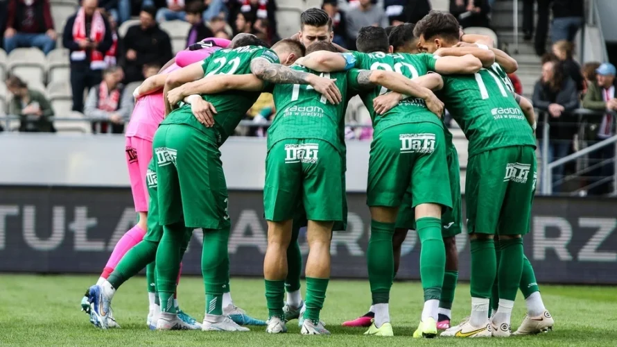 Przedstawiamy oceny piłkarzy po meczu Radomiak Radom &ndash; Legia Warszawa. Spotkanie zostało rozegrane w piątek 13.03.2026 i zakończyło się remisem 1:1. Radomiak Radom &ndash; Legia Warszawa oceny piłkarzy Najwyższe noty w tym spotkaniu uzyskali Radovan Pankov oraz Maurides, kt&oacute;rzy wyr&oacute;żnili [&hellip;]