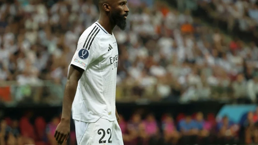 Przedstawiam przewidywane składy na mecz Alaves – Real Madryt. Spotkanie odbędzie się na Estadio Mendizorrotza w Vitorii-Gasteiz w niedzielę 14.12.2025 o godzinie 21:00. Alaves – Real Madryt przewidywane składy na mecz Alaves: Przewidywany skład: Antonio Sivera, Jon Pacheco, N. Tenaglia, […]