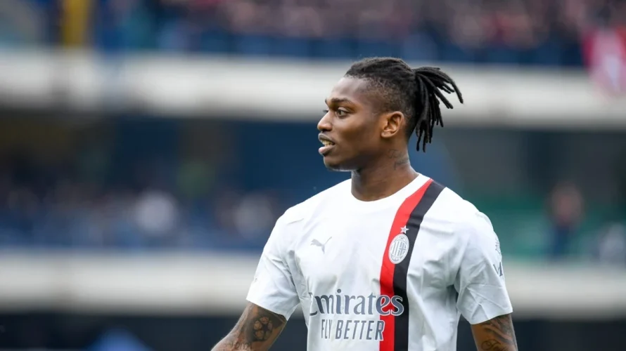 Przed nami spotkanie AC Milan &ndash; Genoa CFC w 19. kolejce Serie A. W treści znajdziesz wszystkie najważniejsze informacje o meczu oraz wskaz&oacute;wki, gdzie oglądać transmisję tv i transmisję online. Poniżej wyjaśniam, jak obejrzeć spotkanie na żywo, zar&oacute;wno płatnym streamie, [&hellip;]