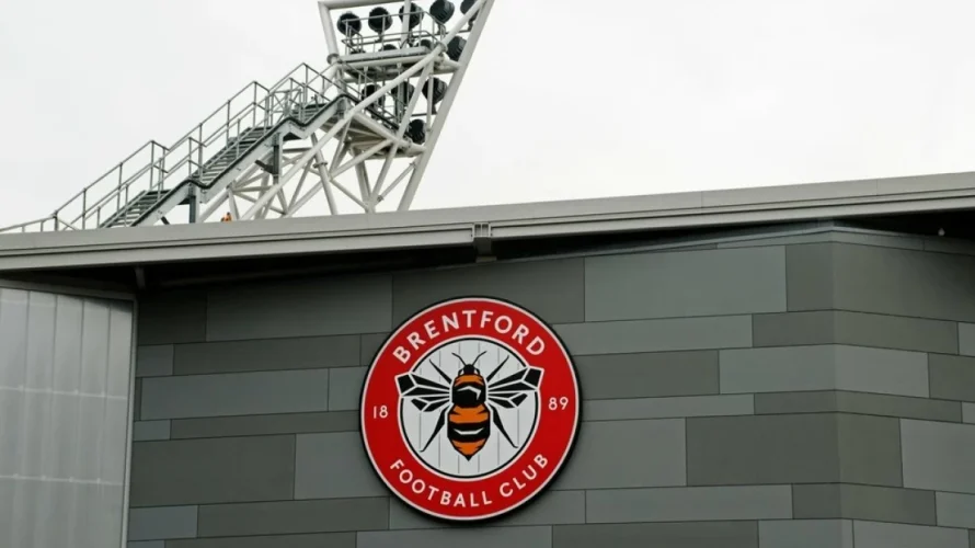 Oto skr&oacute;t meczu Brentford &ndash; Fulham, wideo przedstawia najciekawsze akcje i najlepsze okazje bramkowe z tego spotkania. Mecz Brentford &ndash; Fulham został rozegrany w sobotę 18.04.2026 o godzinie 13:30. Spotkanie zakończyło się remisem 0:0, bramki nie padły. Skr&oacute;t meczu Brentford [&hellip;]