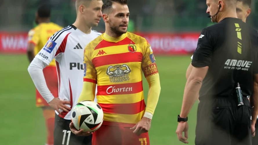 Przedstawiamy skr&oacute;t meczu Arka Gdynia &ndash; Jagiellonia Białystok, w kt&oacute;rym można obejrzeć gole, najciekawsze akcje i największe okazje bramkowe. Spotkanie zostało rozegrane w niedzielę 19.04.2026 o godzinie 17:30 na Stadionie Miejskim w Gdyni. Mecz zakończył się wynikiem 0:3 na korzyść [&hellip;]