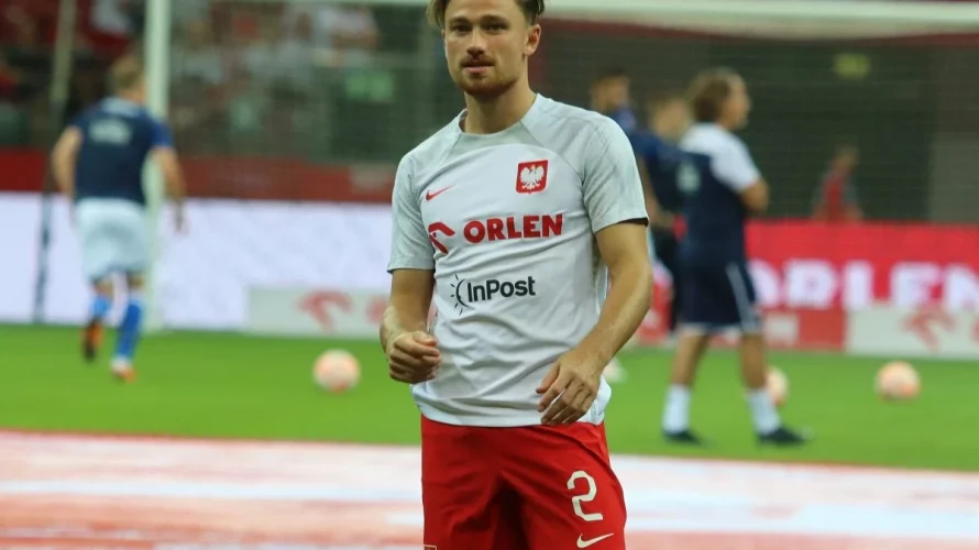 Mecz eliminacji Mistrzostw Świata 2026 Polska &ndash; Holandia, rozegrany w piątek 14 listopada 2025 roku o 20:45 na Stadionie Narodowym w Warszawie, zakończył się remisem 1:1. Poniżej przedstawiamy statystyki pomeczowe obu drużyn oraz informacje o strzelcach i kartkach, kt&oacute;re pomogą [&hellip;]