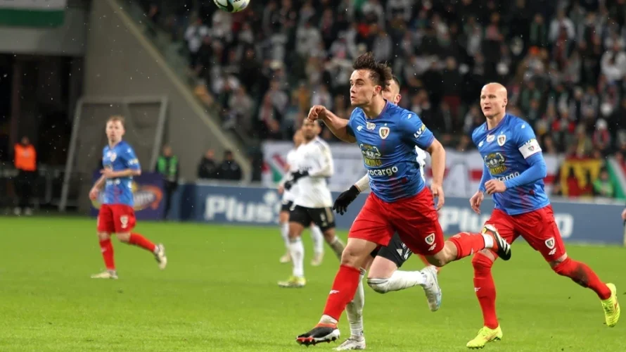 Prezentuję oceny piłkarzy po meczu Piast Gliwice &ndash; Arka Gdynia. Mecz został rozegrany w poniedziałek 27.04.2026 o godzinie 19:00 i zakończył się wynikiem 4:1. Sprawdźcie, kto zebrał najlepsze noty, a kt&oacute;rzy zawodnicy otrzymali najniższe oceny. Piast Gliwice &ndash; Arka Gdynia [&hellip;]