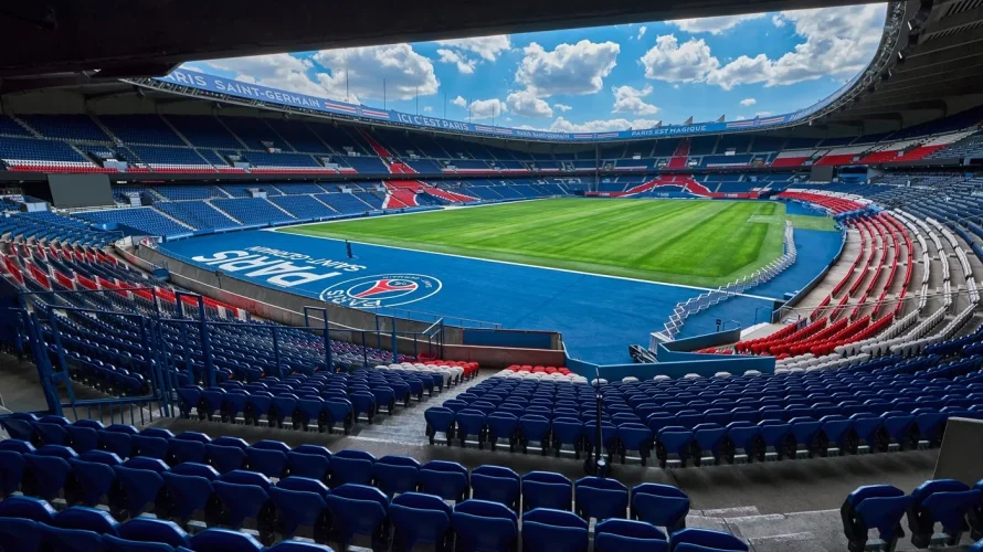 Już dziś starcie PSG &ndash; Bayern Monachium w 4. kolejce fazy grupowej Ligi Mistrz&oacute;w. W tekście znajdziesz wszystkie najważniejsze informacje o meczu, w tym gdzie oglądać transmisję tv oraz jak skorzystać z transmisji online i streamu na żywo. Data i [&hellip;]