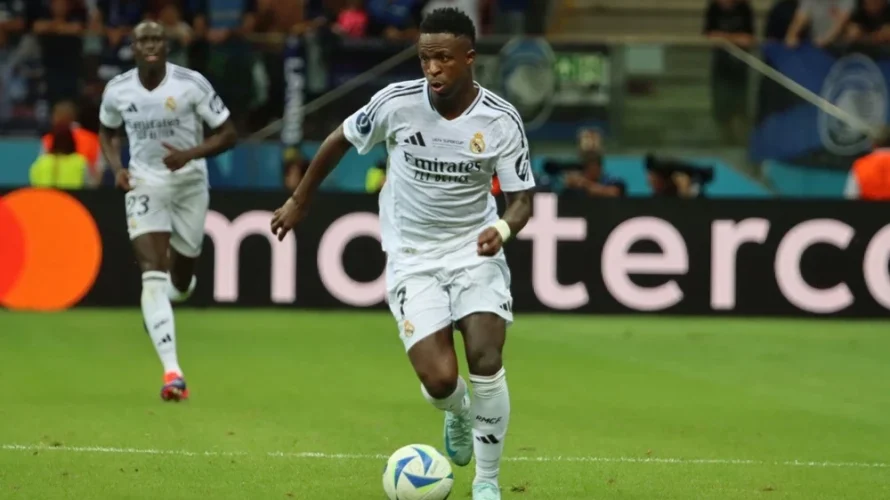 Real Madryt pokonał Real Sociedad 4:1 w meczu 24. kolejki La Liga rozegranym w sobotę 14 lutego 2026 o 21:00 na Estadio Santiago Bernab&eacute;u w Madrycie. Poniżej przedstawiamy statystyki drużyn i piłkarzy po tym spotkaniu oraz wykaz strzelc&oacute;w i informacje [&hellip;]