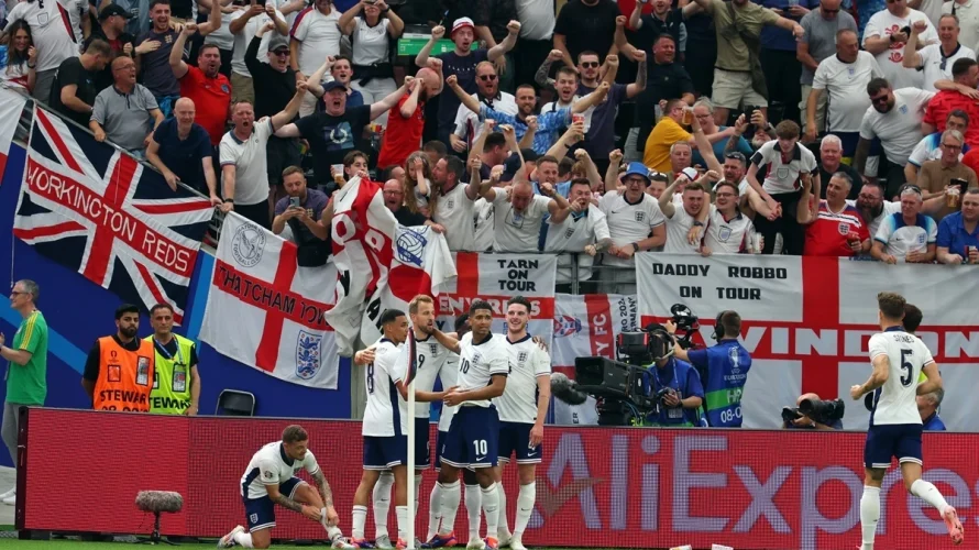 Przedstawiamy oficjalne składy na mecz Albania &ndash; Anglia. Spotkanie rozpocznie się w niedzielę 16 listopada 2025 o godzinie 18:00 na stadionie Air Albania w Tiranie. Albania &ndash; Anglia oficjalne składy Albania Thomas Strakosha, B. Djimsiti, N. Aliji, E. Hysaj, Ardian [&hellip;]