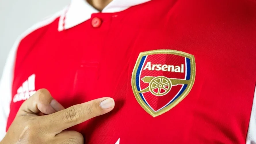 Przedstawiam skr&oacute;t meczu Tottenham &ndash; Arsenal, w kt&oacute;rym możecie obejrzeć gole, najciekawsze akcje i najlepsze okazje bramkowe z tego spotkania. Spotkanie Tottenham &ndash; Arsenal rozegrano w niedzielę 22.02.2026 o 17:30 na stadionie Tottenham Hotspur Stadium w Londynie. Mecz zakończył się [&hellip;]