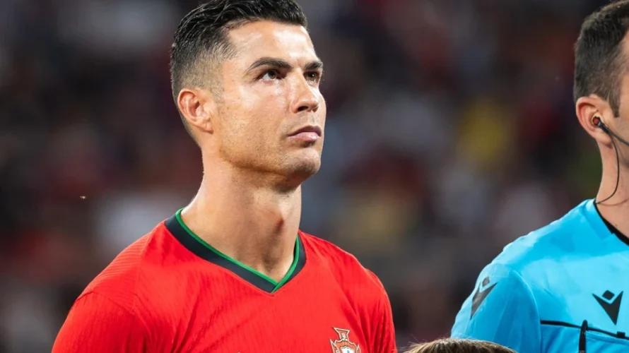 Przed nami mecz Irlandia &ndash; Portugalia, kt&oacute;ry odbędzie się w czwartek 13.11.2025 o 20:45 na stadionie Aviva Stadium w Dublinie. Przedstawiamy sędziego, kt&oacute;ry poprowadzi to spotkanie. Irlandia &ndash; Portugalia sędzia meczu Gł&oacute;wnym sędzią wyznaczonym na to spotkanie jest Glenn Nyberg, [&hellip;]