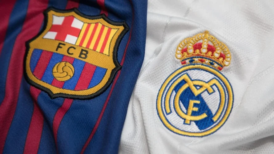 Przed nami mecz Real Madryt &ndash; FC Barcelona w 10 rundzie rozgrywek La Liga. W tekście znajdziesz najważniejsze informacje o spotkaniu, a także szczeg&oacute;ły dotyczące tego, gdzie oglądać transmisję tv i transmisję online. Kiedy i o kt&oacute;rej godzinie mecz? Mecz [&hellip;]