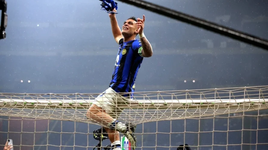 Przed nami spotkanie Parma &ndash; Inter Mediolan w 19. kolejce rozgrywek Serie A. W tekście znajdziesz wszystkie najważniejsze informacje o meczu, w tym gdzie oglądać transmisję tv i transmisję online oraz jak skorzystać ze streamu na żywo. O kt&oacute;rej godzinie [&hellip;]