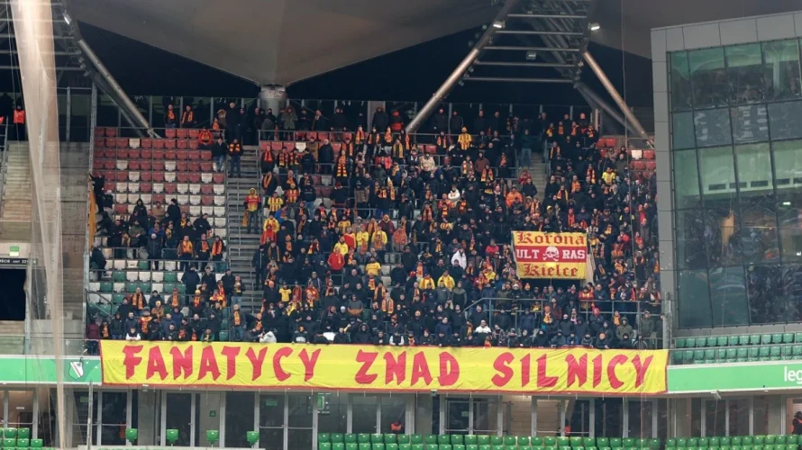 Przedstawiamy oficjalne składy, czyli wyjściowe jedenastki drużyn Lechia Gdańsk i Korona Kielce. Spotkanie rozpocznie się o godzinie 20:15 na stadionie Polsat Plus Arena w Gdańsku. Lechia Gdańsk &ndash; Korona Kielce oficjalne składy Lechia Gdańsk Alex Paulsen, Matej Rodin, Maksym Dyachuk, [&hellip;]