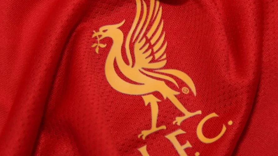 Liverpool zmierzy się z Paris Saint‑Germain w rewanżowym meczu 1/4 finału Ligi Mistrz&oacute;w, kt&oacute;ry odbędzie się 14 kwietnia 2026 roku o godz. 21:00 na stadionie Anfield. Włoski sędzia Maurizio Mariani poprowadzi to spotkanie. Szczeg&oacute;ły spotkania i kontekst Spotkanie jest rewanżem [&hellip;]