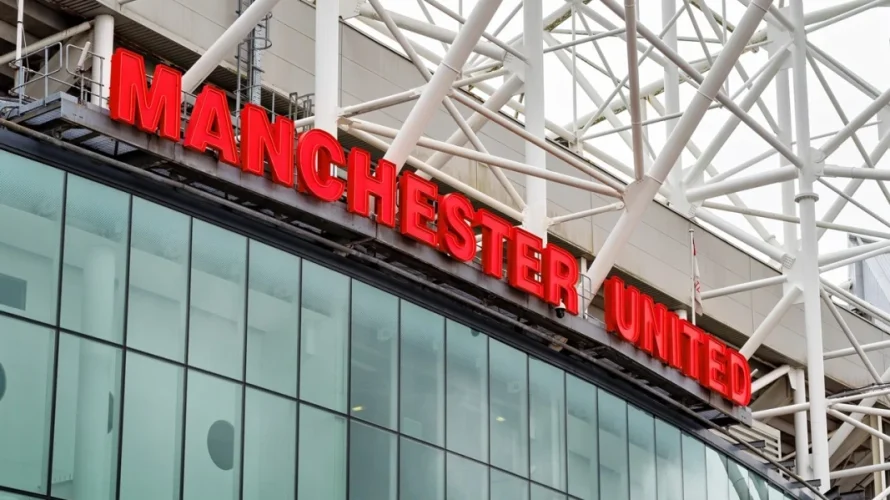 Przedstawiamy oceny piłkarzy po meczu Manchester United &ndash; Brentford. Spotkanie zostało rozegrane w poniedziałek 27.04.2026 o 21:00 i zakończyło się wynikiem 2:1. Manchester United &ndash; Brentford oceny piłkarzy Najwyższą ocenę w tym spotkaniu otrzymał Casemiro (8.30), a wysokie noty zapisali [&hellip;]