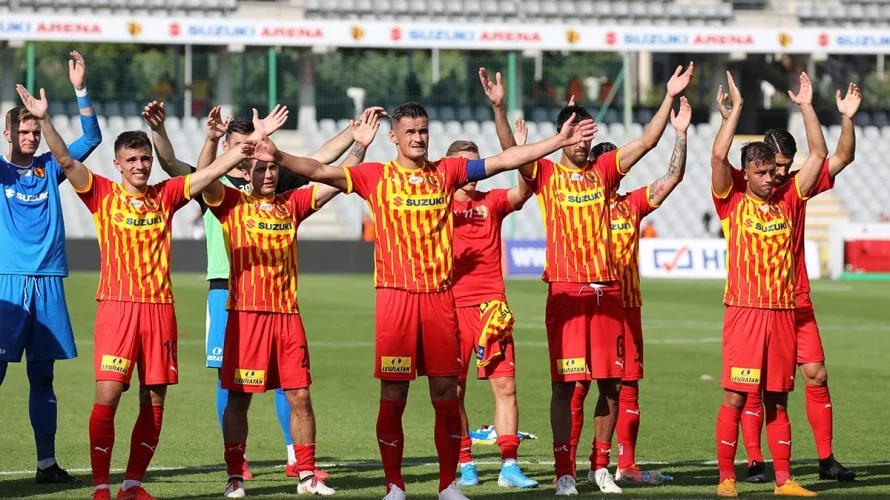 Przedstawiamy oceny piłkarzy po meczu Widzew Ł&oacute;dź &ndash; Korona Kielce. Poniżej sprawdzicie, kt&oacute;rzy zawodnicy zasłużyli na najwyższe noty, a kto otrzymał najsłabsze oceny; mecz rozegrano w niedzielę 23.11.2025 o 17:30 i zakończył się wynikiem 1:3. Widzew Ł&oacute;dź &ndash; Korona Kielce [&hellip;]