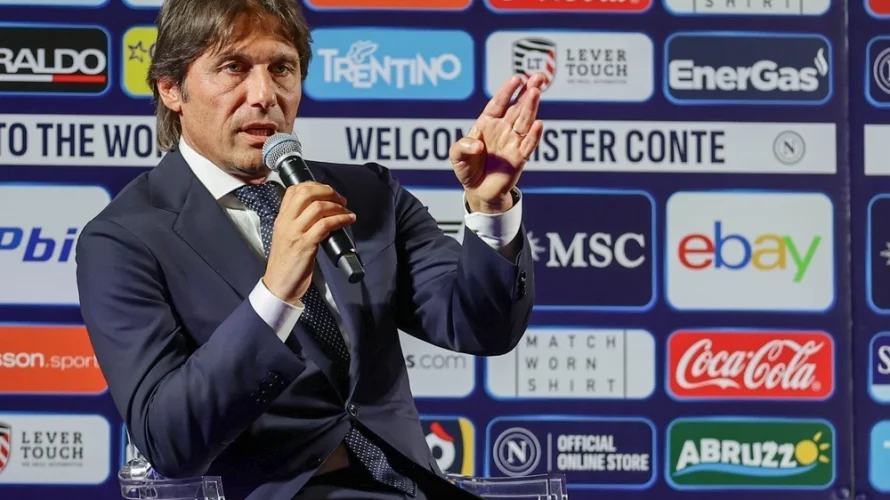 Trener Napoli Antonio Conte ma wkr&oacute;tce spotkać się z prezydentem klubu Aurelio De Laurentiisem. Conte grozi odejściem po sezonie, jeśli jego warunki nie zostaną spełnione &ndash; gł&oacute;wne żądanie to pełne zaufanie i kontrola nad częścią sportowo-techniczną. Spotkanie i żądania trenera [&hellip;]