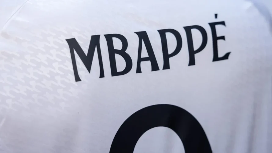 Przed nami mecz Alaves – Real Madryt w ramach szesnastej kolejki La Liga. W tekście znajdziesz najważniejsze informacje o spotkaniu oraz gdzie oglądać transmisję tv i transmisję online tego starcia. O której godzinie początek meczu? Spotkanie Alaves – Real Madryt […]