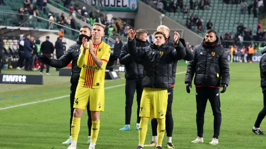 Prezentujemy oceny piłkarzy po meczu Korona Kielce &ndash; Piast Gliwice, aby sprawdzić, kto zagrał najlepiej, a kto otrzymał najniższe noty. Spotkanie zostało rozegrane w piątek 1 maja 2026 o godzinie 17:30 i zakończyło się remisem 1:1. Korona Kielce &ndash; Piast [&hellip;]